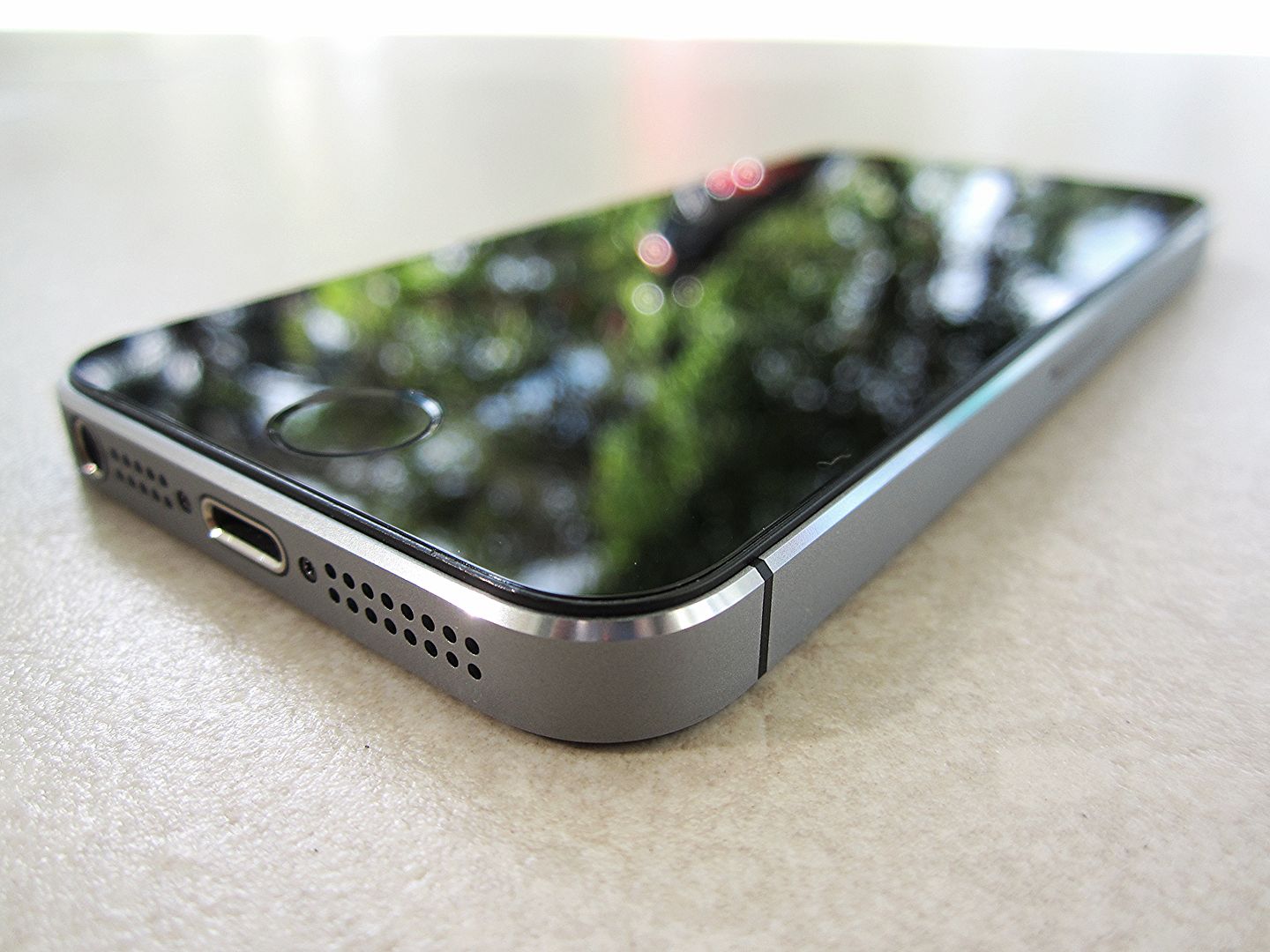 kg vào trong, đố mà biết được đó là 5 lên 5s....16/32gb...gold...gray..giá 6Txxx... - 15