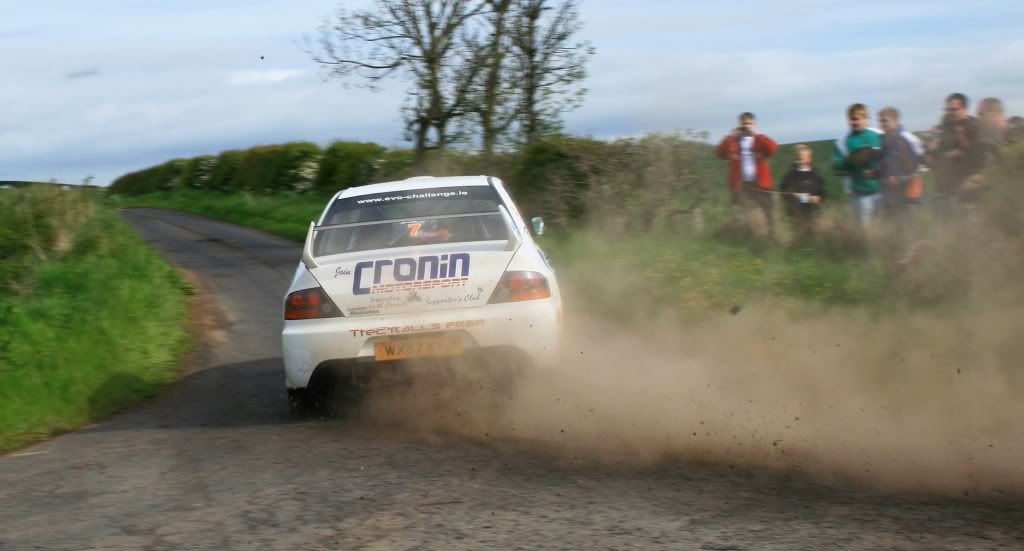 IMAGE: http://i1229.photobucket.com/albums/ee477/chissy500/075.jpg