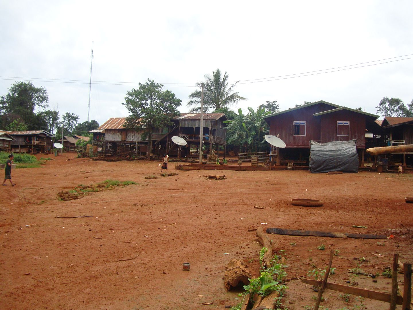 18 días por Camboya y Laos (Septiembre 2012) - Blogs de Asia Sudeste - PAKSE (excursión Bolaven Plateau) (9)