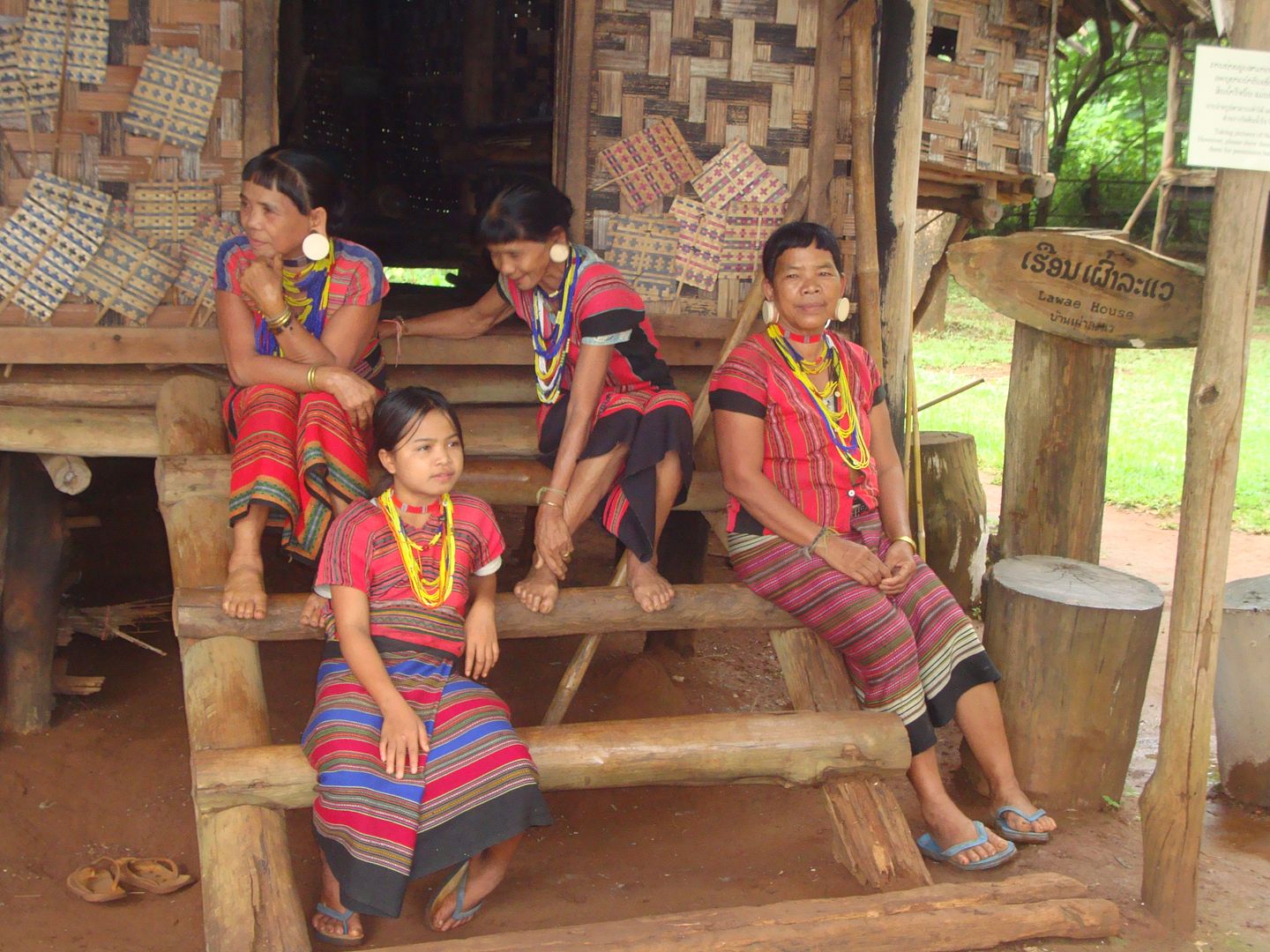 18 días por Camboya y Laos (Septiembre 2012) - Blogs de Asia Sudeste - PAKSE (excursión Bolaven Plateau) (16)