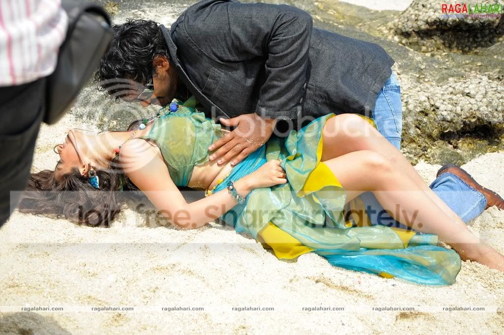 aaokkadu6223.jpg