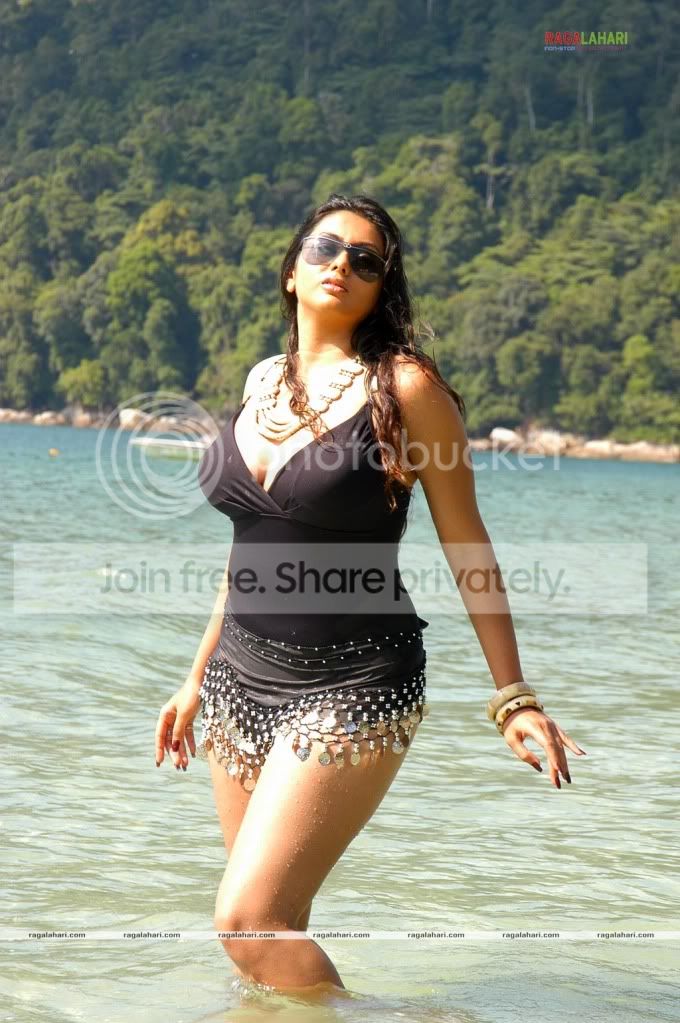 namitha2533.jpg