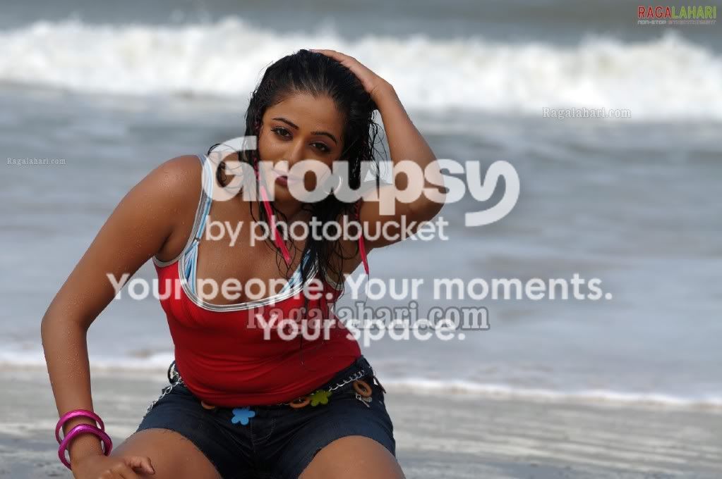 priyamani-high-resolution-raj1.jpg